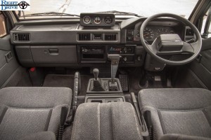 Mitsubishi Delica interior 010